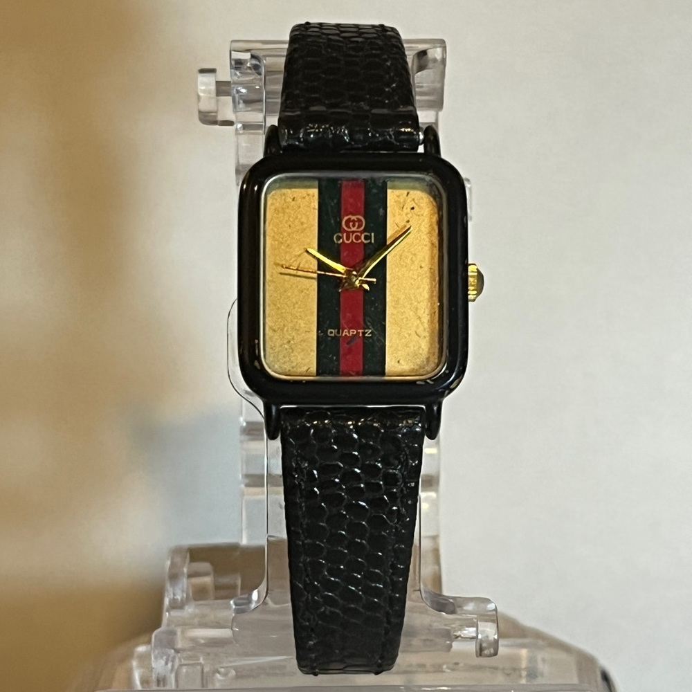 Gucci men’s small vintage black quartz watch
